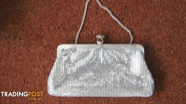 HANDBAGS, CLUTCH BAGS, BEAUTY CASES -- REDUCED PRICE - photo 3 of 10