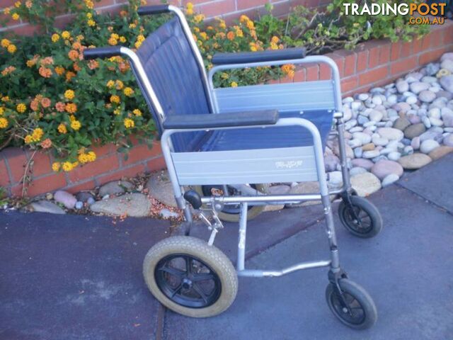 MOBILITY AIDS FOR ELDERLY -- WHEEL CHAIR, WALKER, ROLLATOR, SHOWE - photo 2 of 8
