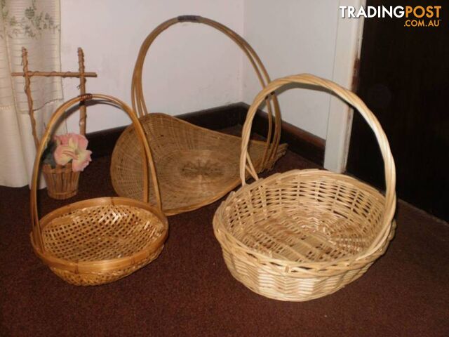 CANE, WICKER, BAMBOO, MACRAME -- BASKETS, PLANTERS, WALL FEATURE