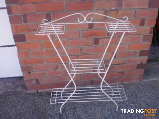 POT PLANTERS, POTS & VASE STANDS -- INDOOR, OUTDOOR - photo 3 of 10