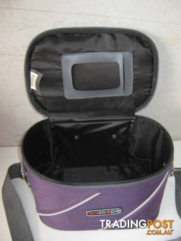 BEAUTY CASES, MAKEUP, JEWELLERY, TOILETRIES, COSMETICS, FIRST AID - photo 4 of 10