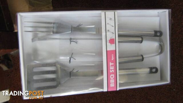 BBQ ITEMS -- LAZY SUSAN, BBQ TONGS, PLACE MATS, SALT N PEPPER - photo 3 of 10