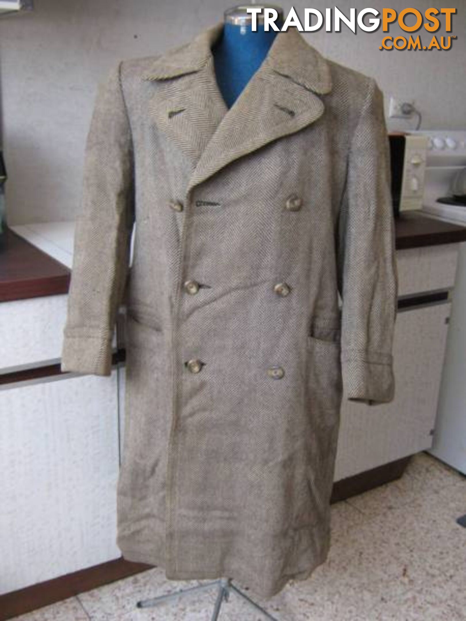 ANTIQUE GERMAN COAT VINTAGE 1940 -- REDUCED PRICE