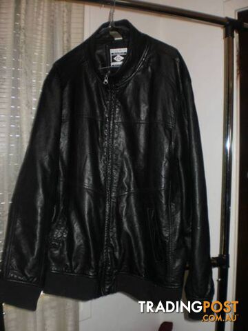 MENS CLOTHING -- SUITS, JACKETS, TROUSERS, SHIRTS, TIES, BELTS - photo 4 of 10