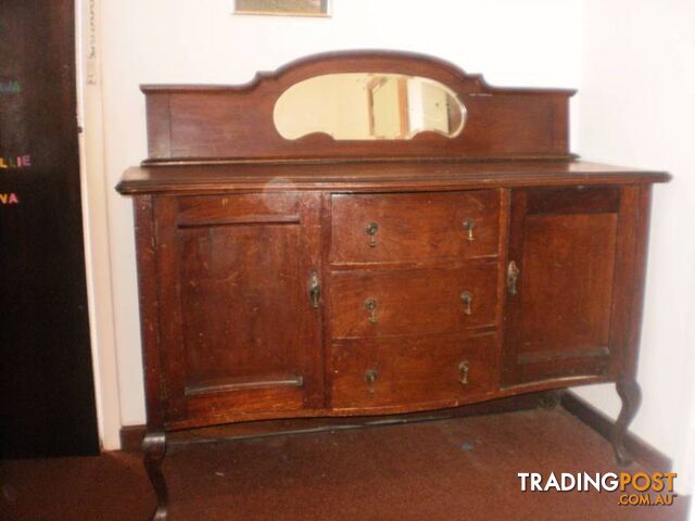 ANTIQUE FURNITURE & VINTAGE ITEMS FOR SALE