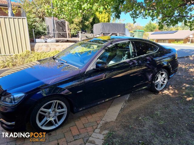 2011 Mercedes-Benz C-Class C250 BLUEEFFICIENCY Coupe Automatic