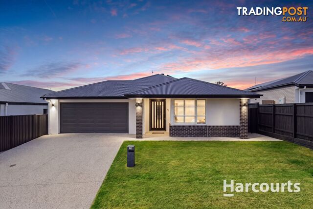 25 Bradbury Street GREENBANK QLD 4124