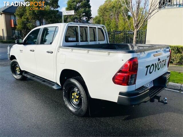 2017 Toyota Hilux SR (4X4) GUN126R Ute - photo 3 of 17