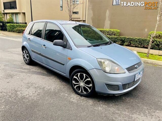 2006 Ford Fiesta LX - photo 2 of 18