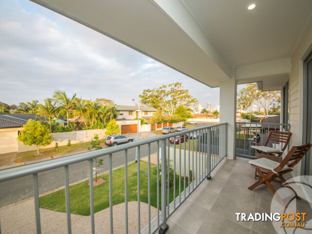 4a Coobowie Street Broadbeach Waters QLD 4218