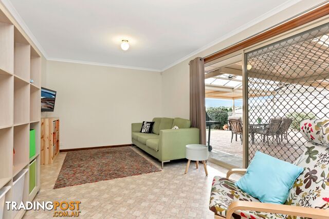 28 Petworth Pde Greenwith SA 5125