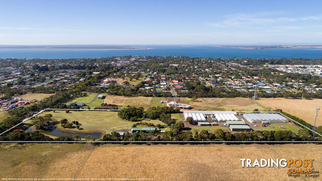 2210 Phillip Island Road Cowes VIC 3922 - photo 3 of 25