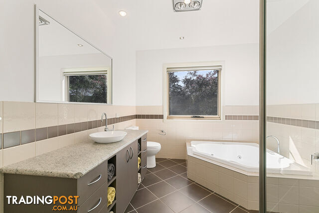 11 Norman Drive Cowes VIC 3922