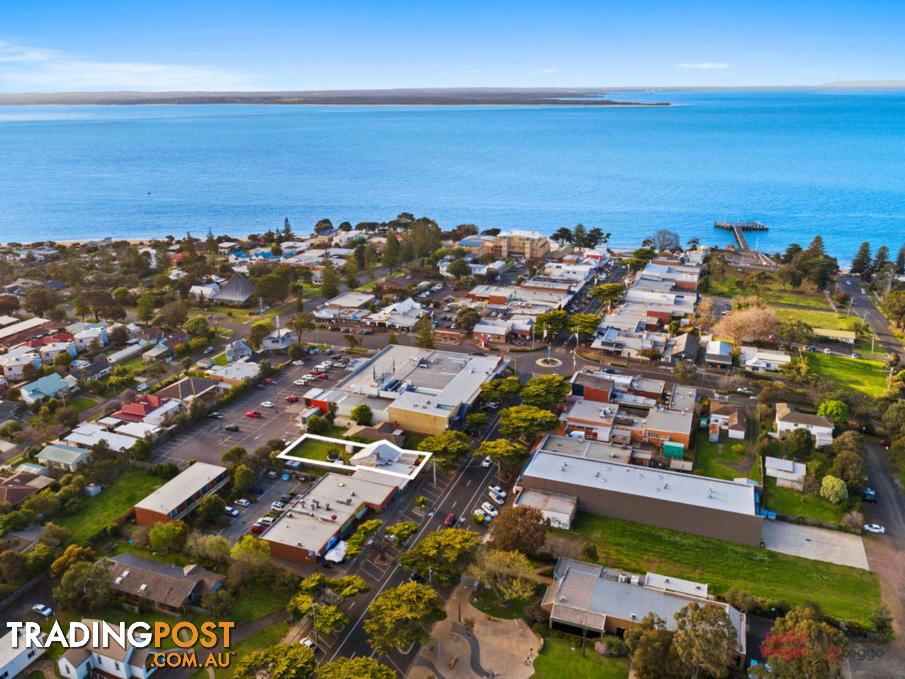 90-92 Thompson Avenue Cowes VIC 3922