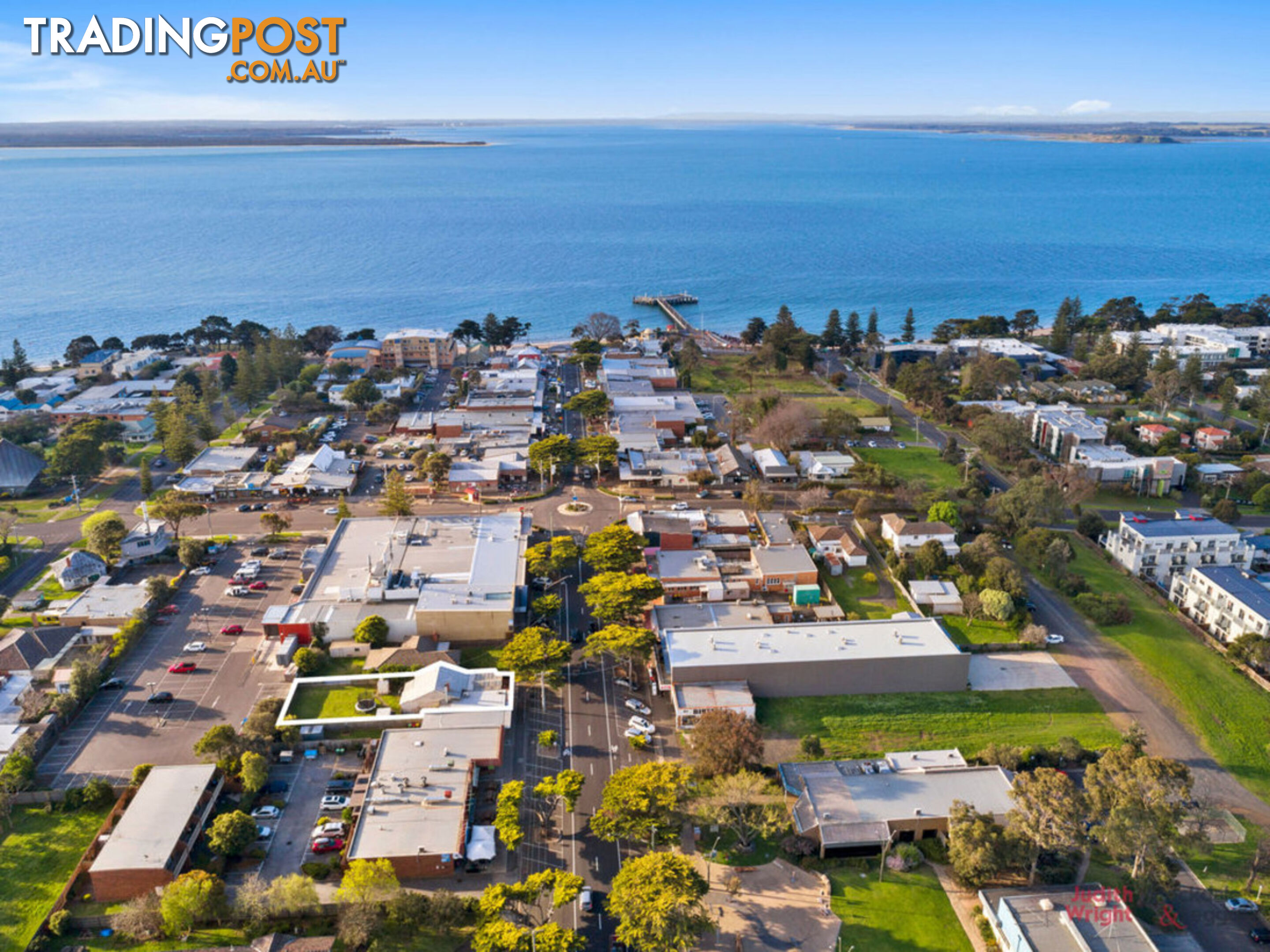 90-92 Thompson Avenue Cowes VIC 3922