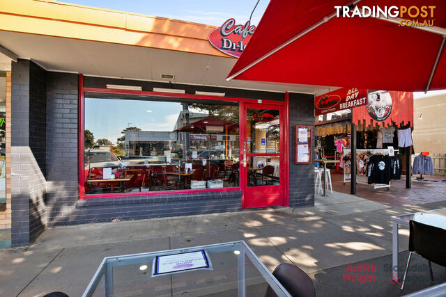 90-92 Thompson Avenue Cowes VIC 3922