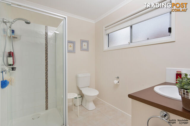 28 Katherine Circuit Cowes VIC 3922