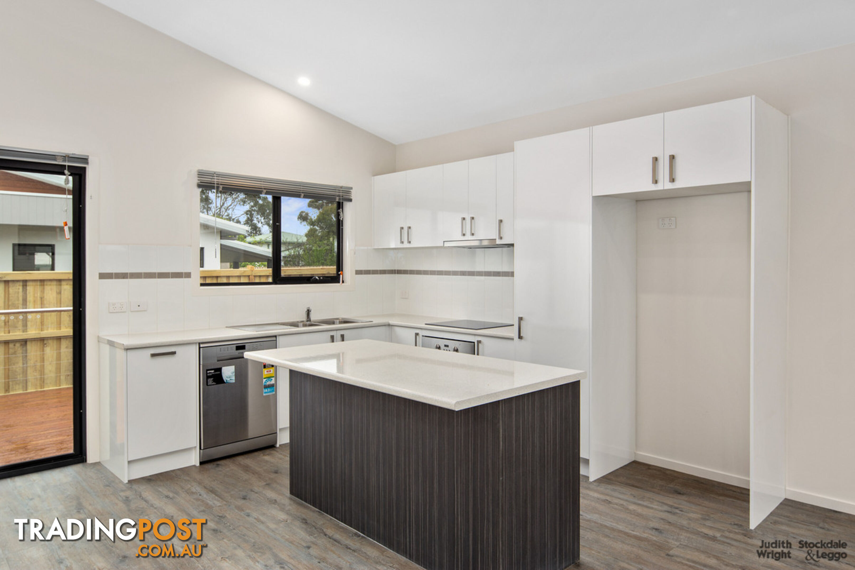 1 & 2 266 Settlement Road Cowes VIC 3922