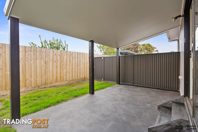 1 & 2 266 Settlement Road Cowes VIC 3922