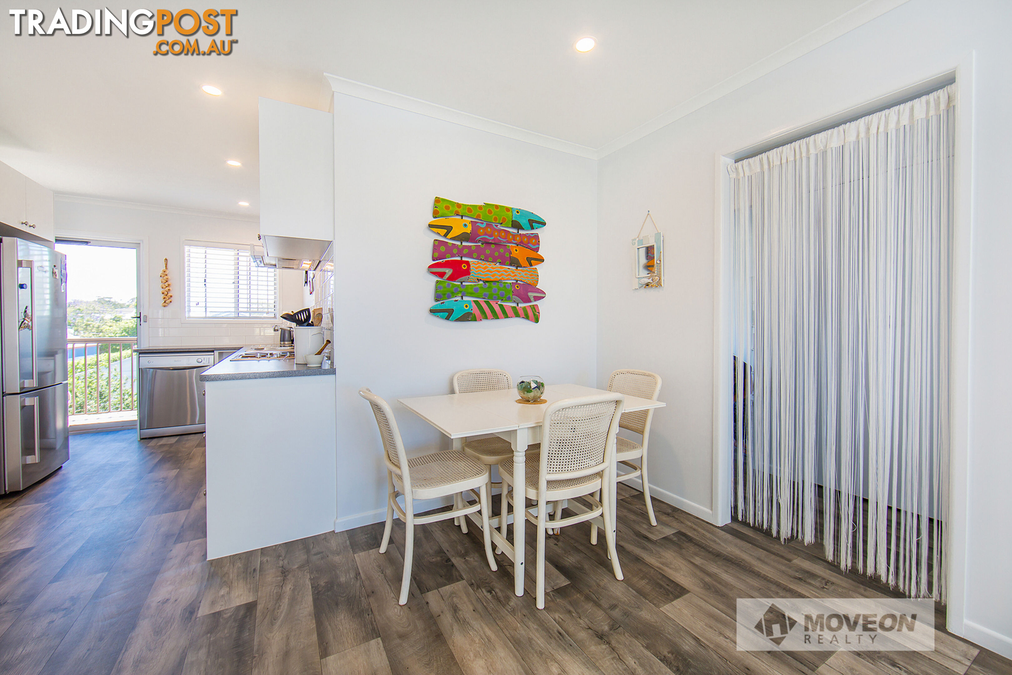 6 8 ELLEN ST WOODY POINT QLD 4019