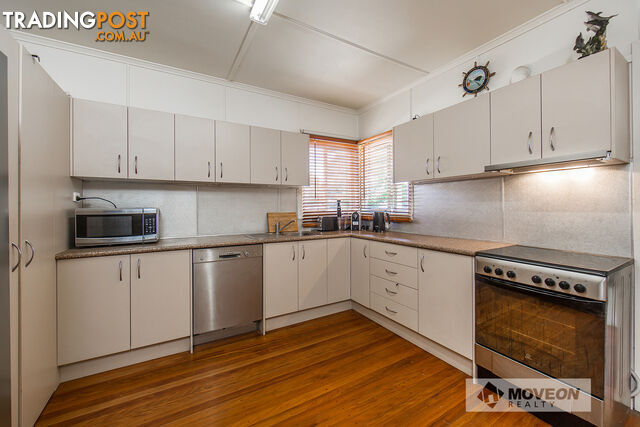 28 HIGLETT ST SCARBOROUGH QLD 4020