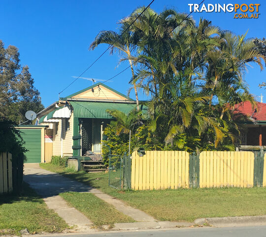 55 SYDNEY ST REDCLIFFE QLD 4020