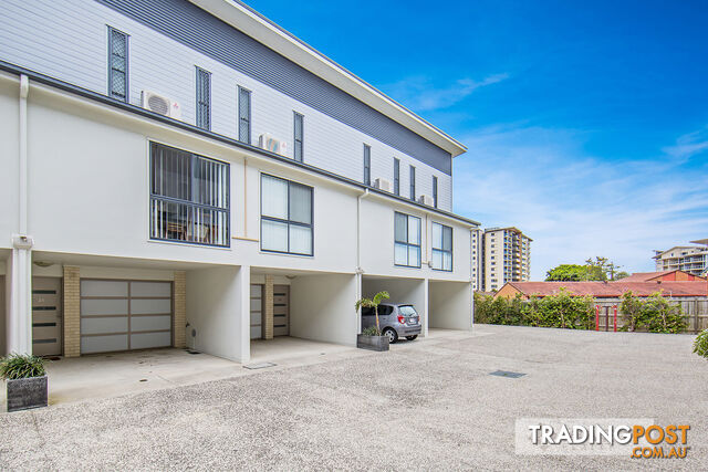 25 70 JOHN ST REDCLIFFE QLD 4020