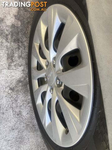 Kia cerato 2022 wheels x 4