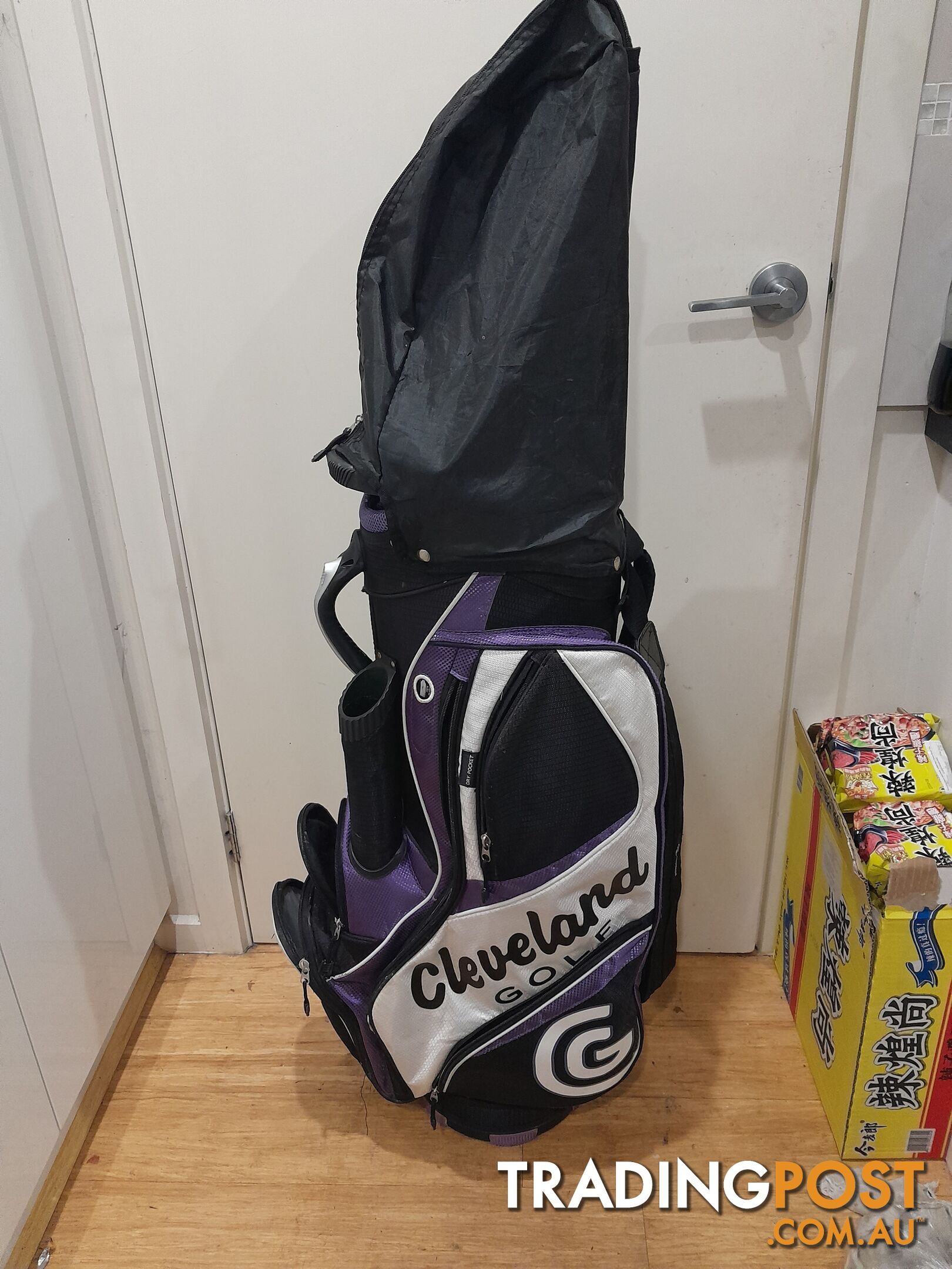 CLEVELAND GOLF CART BAG PURPLE MALVERN EAST MELBOURNE