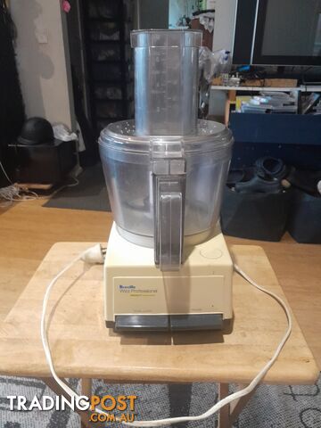 FOOD PROCESSOR VINTAGE BREVILLE WIZZ PROFESSIONAL FP16B MALVERN EAST MELBOURNE