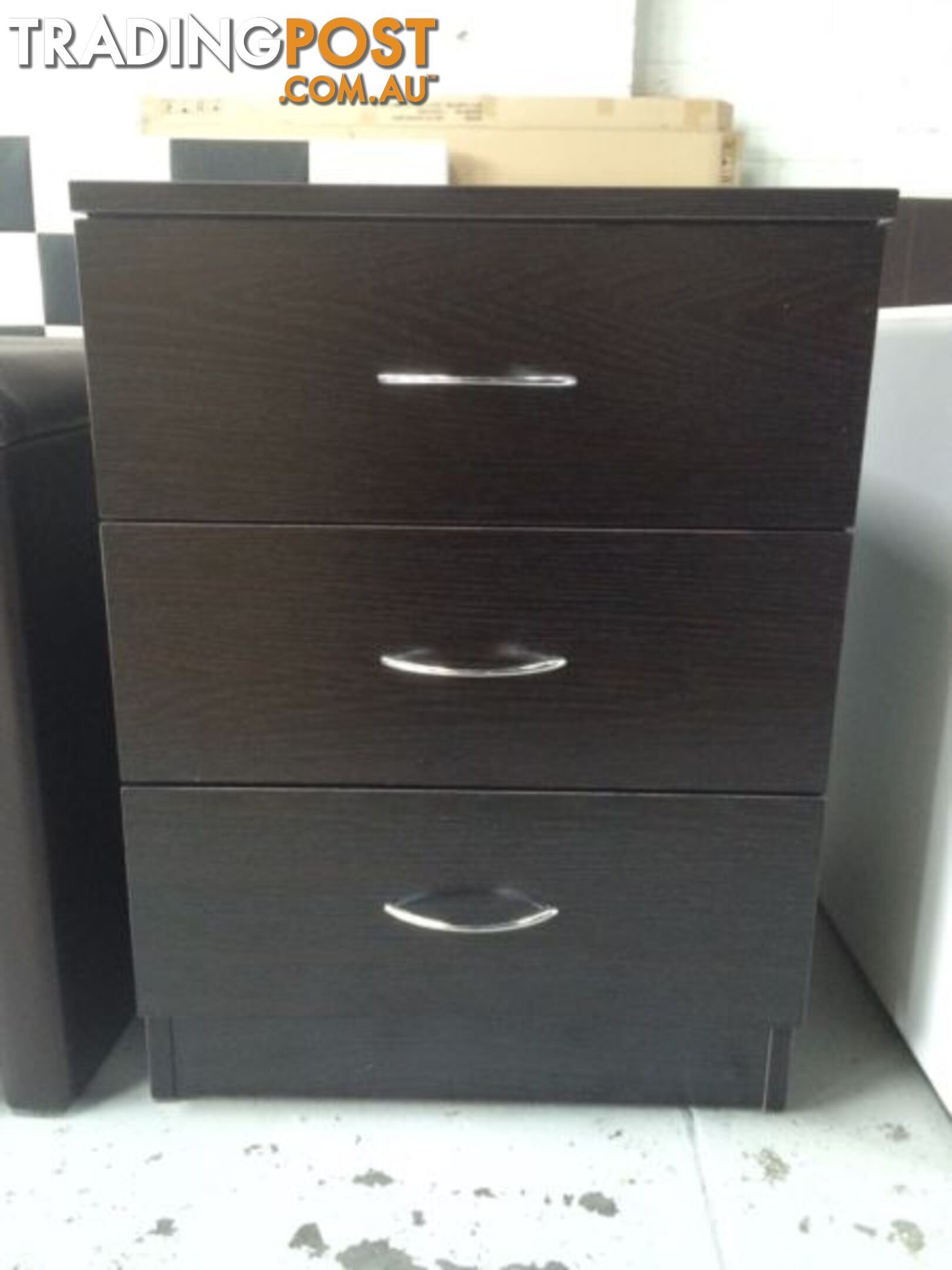 Brand New 3 Drawers Bedside Table/Cabinet/Chest Drawers