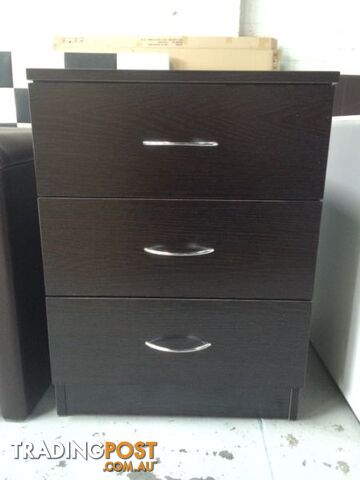 Brand New 3 Drawers Bedside Table/Cabinet/Chest Drawers