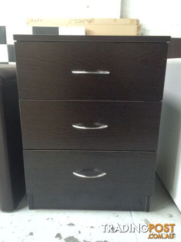 Brand New 3 Drawers Bedside Table/Cabinet/Chest Drawers