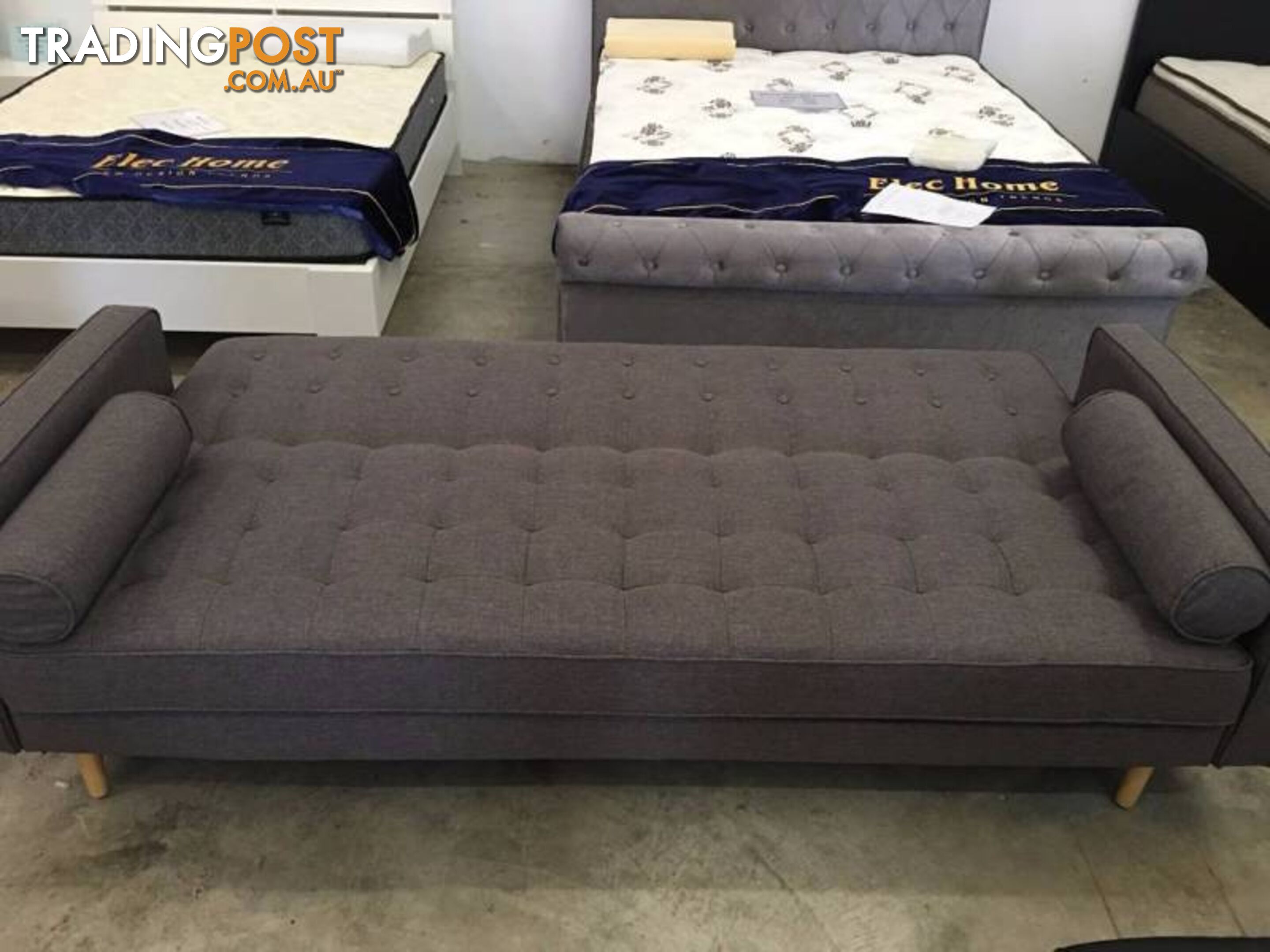 Brand New 3 Seater Grey Fabric Sofa Bed Couch Loung (SP068)