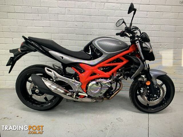 2016 Suzuki Gladius 650 LAMS (SFV650U)