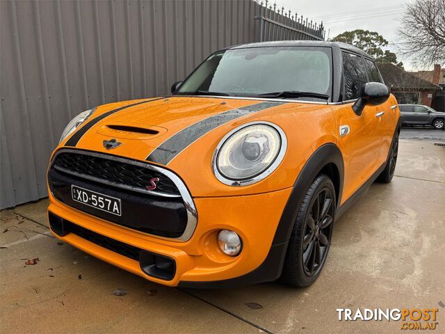 2017 MINI HATCH COOPERS F55 HATCHBACK