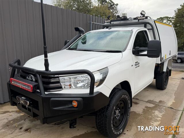 2018 TOYOTA HILUX SR GUN126R CAB CHASSIS