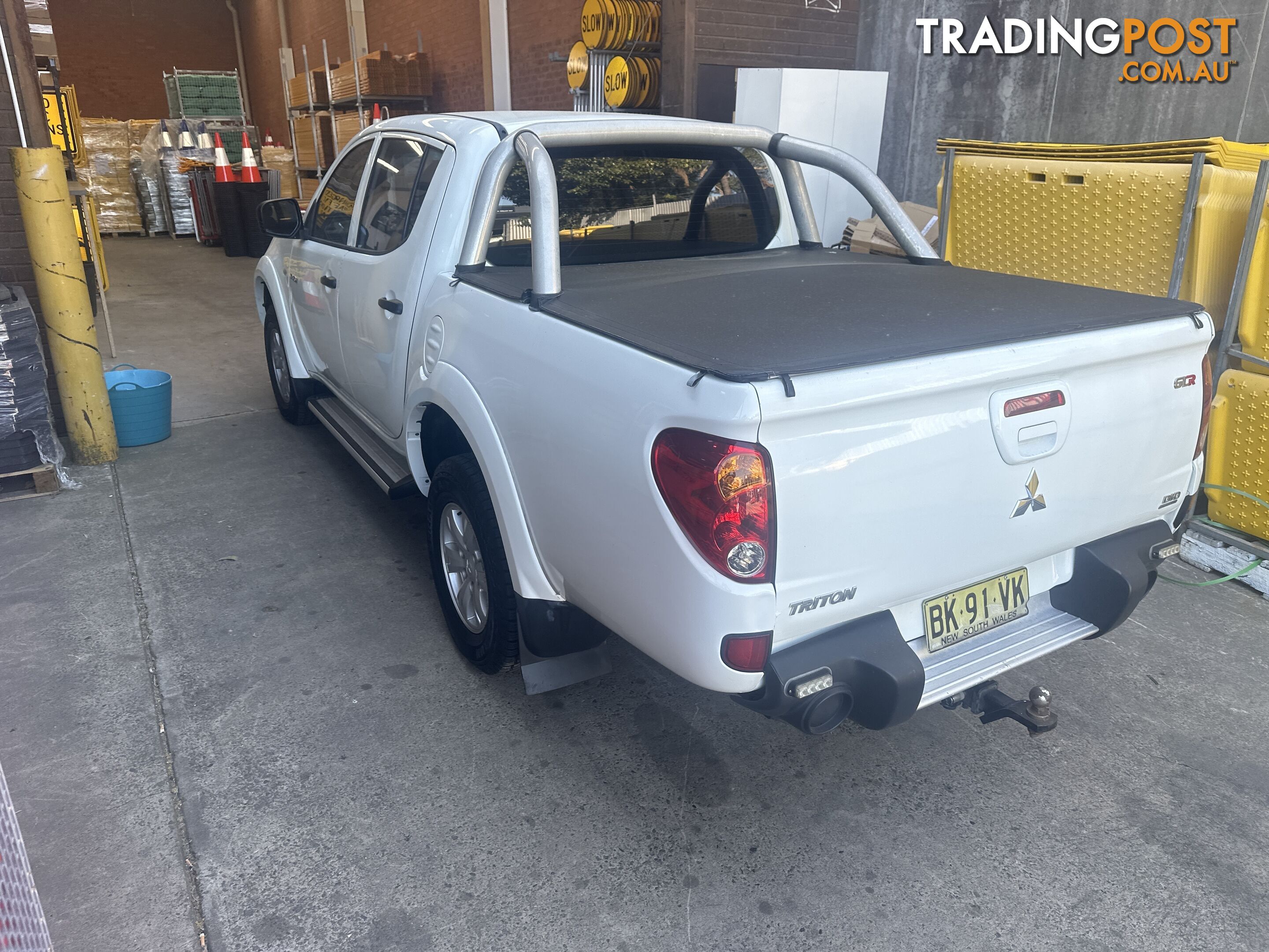 2011 Mitsubishi Triton SUV Manual