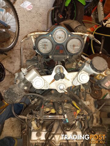 1998 Suzuki GSX250 as is, does not start