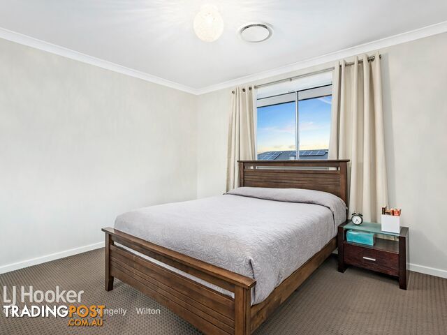 28 Boden Crescent ORAN PARK NSW 2570