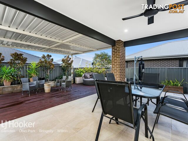 28 Boden Crescent ORAN PARK NSW 2570