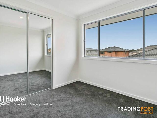 2 Rawlings Street ORAN PARK NSW 2570