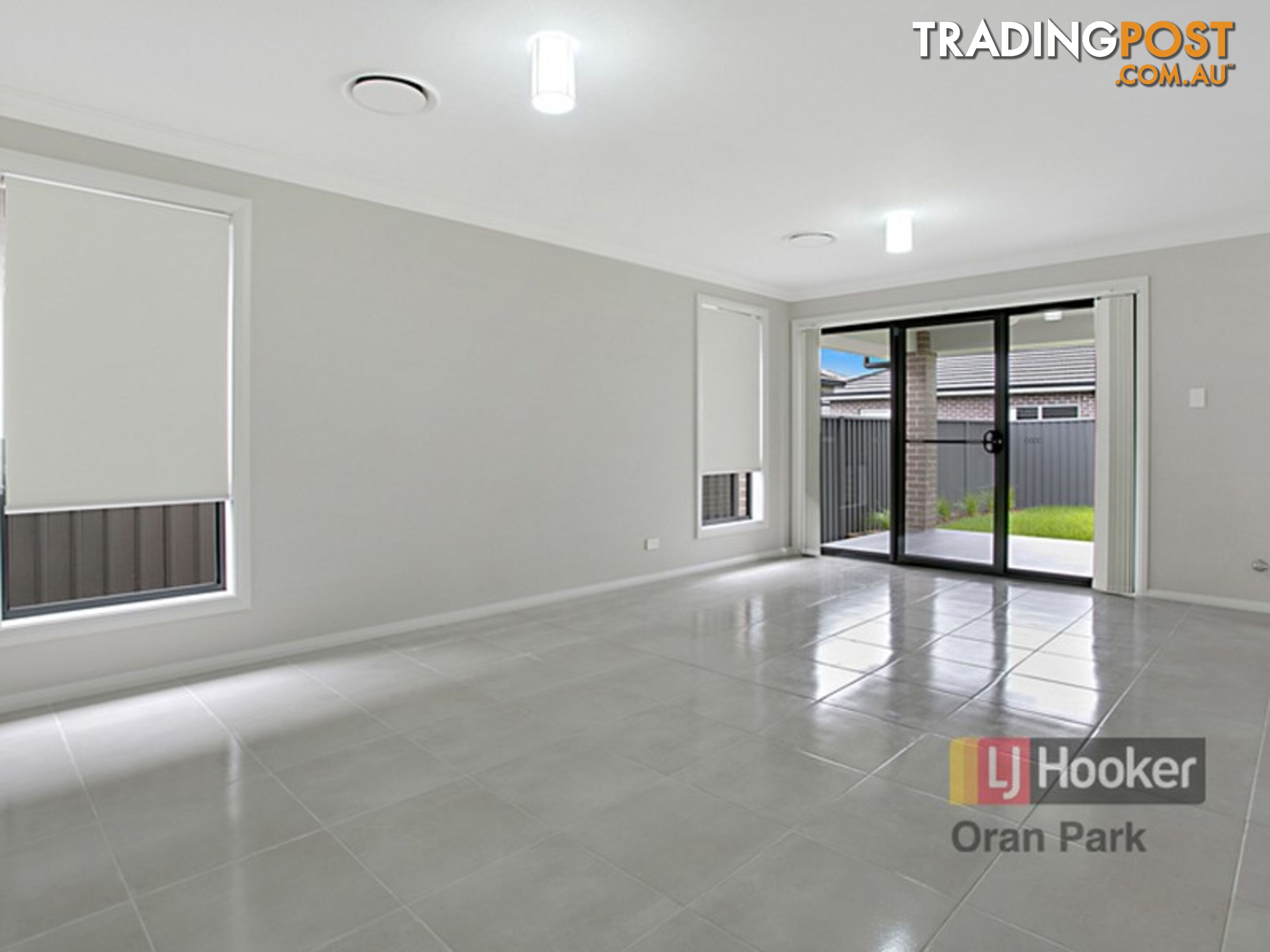 11 Taylor Street ORAN PARK NSW 2570