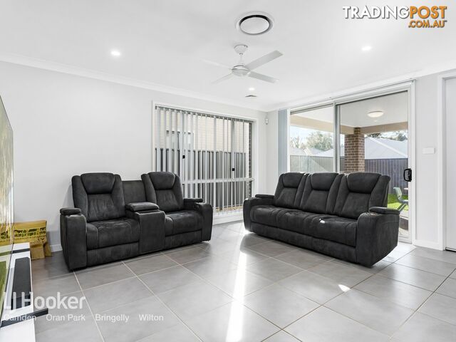 43 Vanderfield Crescent ORAN PARK NSW 2570