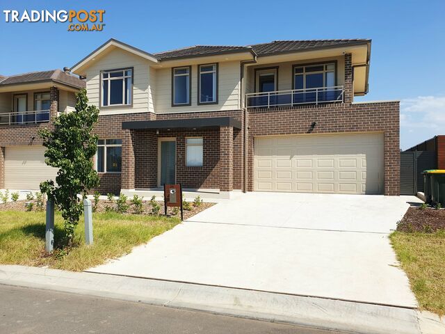 31B Milton Circuit ORAN PARK NSW 2570