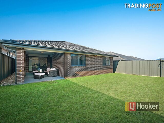 16 Geoghegan Circuit ORAN PARK NSW 2570