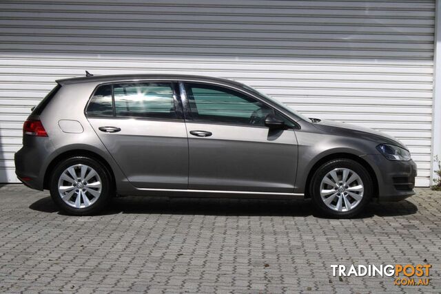 2016 Volkswagen Golf 92TSI Comfortline 7 - photo 4 of 31