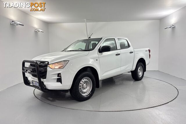 2023 Isuzu D-MAX SX 4X4 - photo 4 of 32
