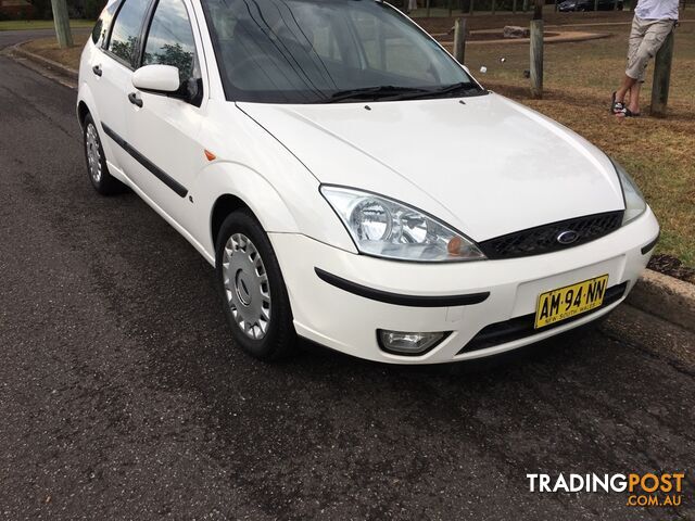 2004 Ford Focus LR CL Hatchback 5dr Auto 4sp 2.0i Hatchback - photo 2 of 10