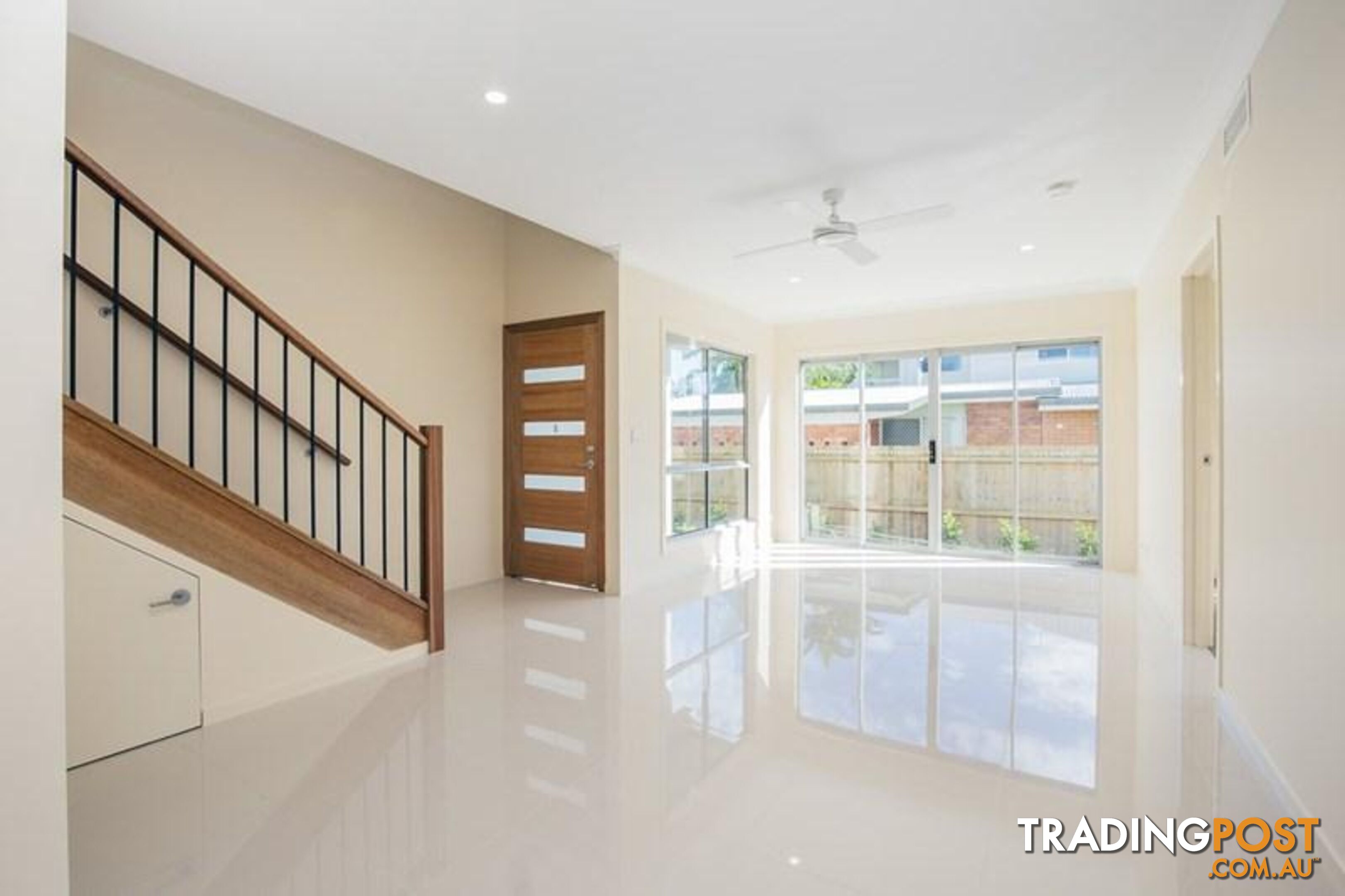 37 Parker Street Labrador QLD 4215